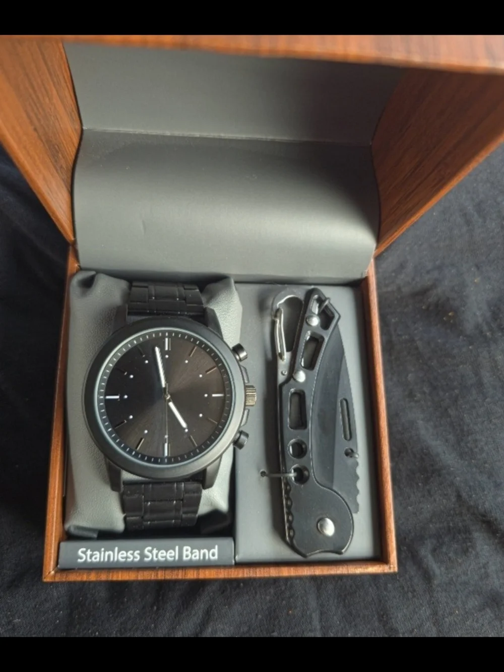 Minimalist Black Stainless Steel Men's Watch with Utility Knife